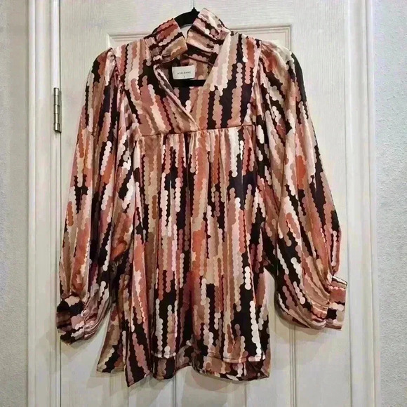 Adrienne Tops - Adrienne Ladies Blouse Size Medium